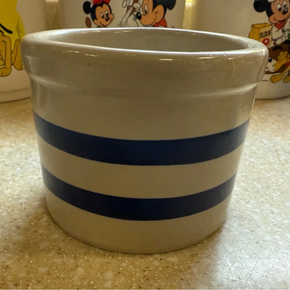 Vintage Crock Roseville Robinson Ransbottom Blue 1 Quart Low Striped Ceramic Pot - Picture 2 of 16